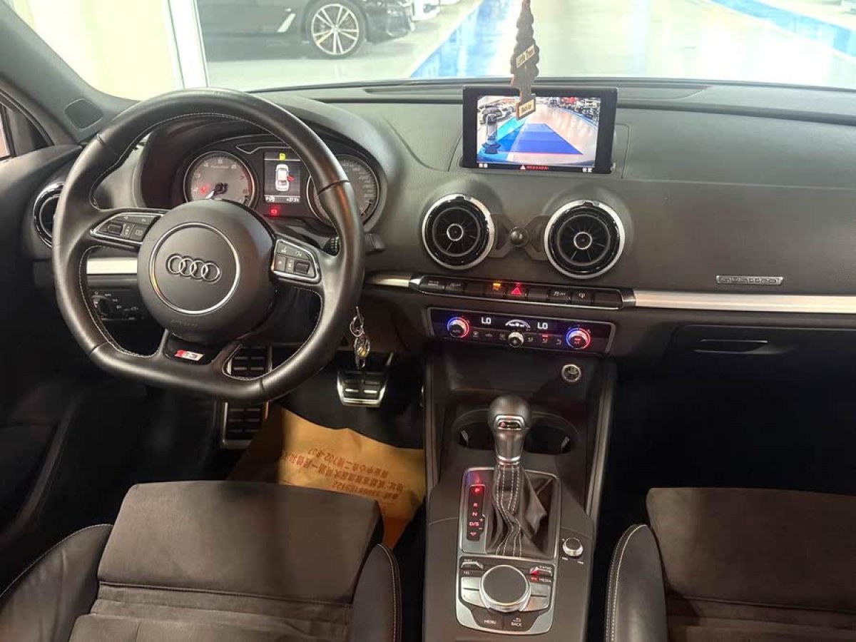 奧迪 奧迪S3  2015款 S3 2.0T Limousine圖片