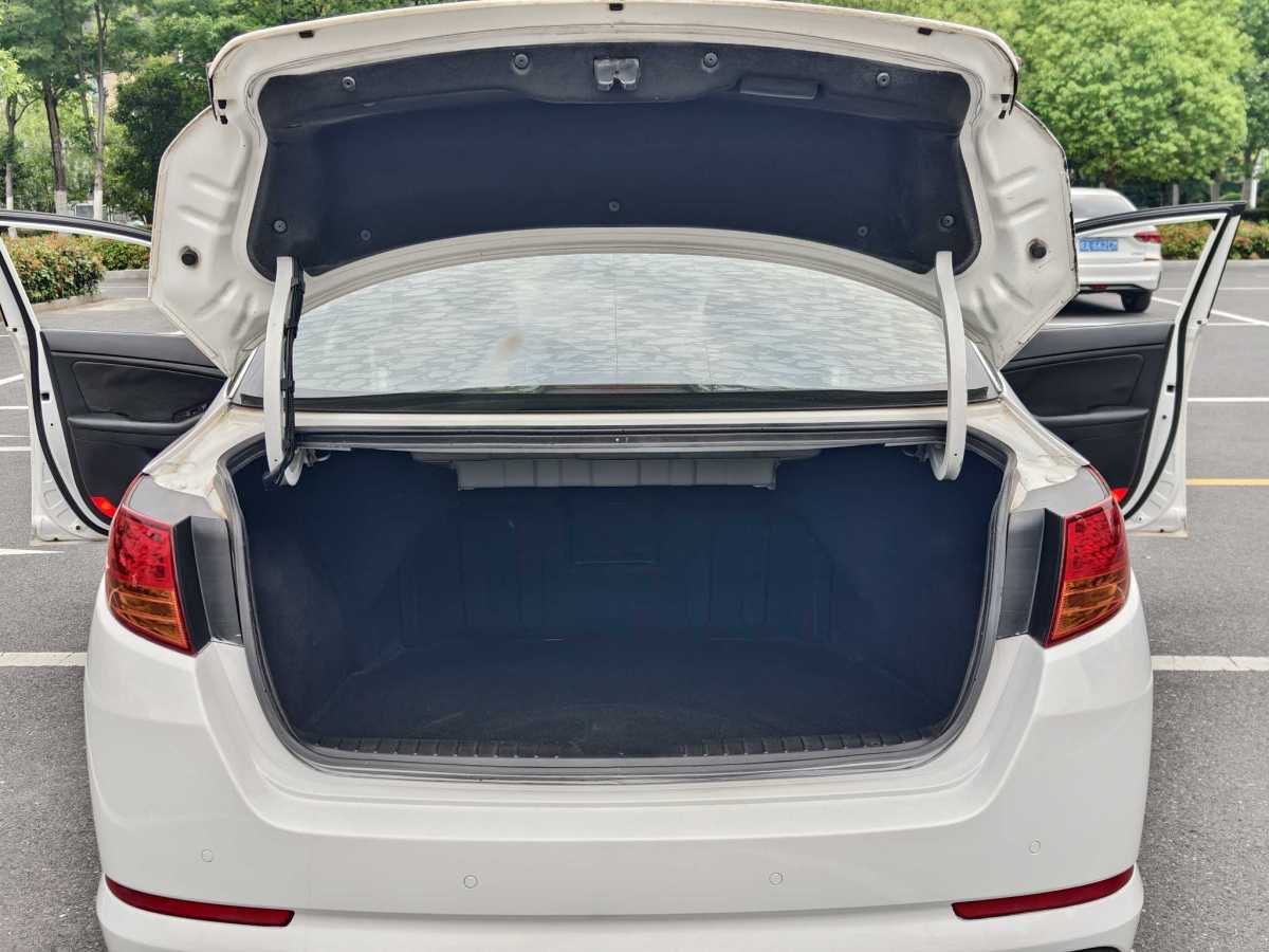 起亞 K5  2014款 2.0L 自動(dòng)LUXURY圖片