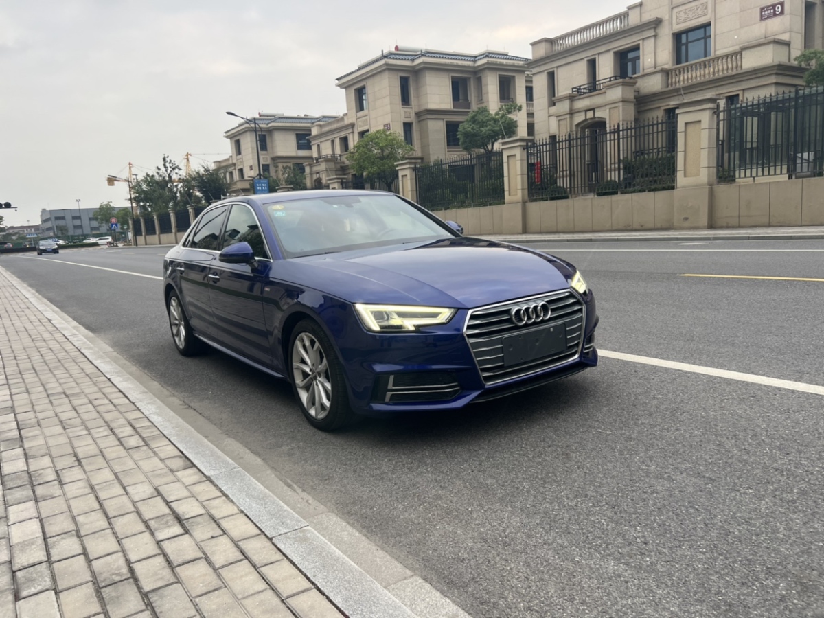 奧迪 奧迪A4L  2019款 40 TFSI 時(shí)尚型 國VI圖片