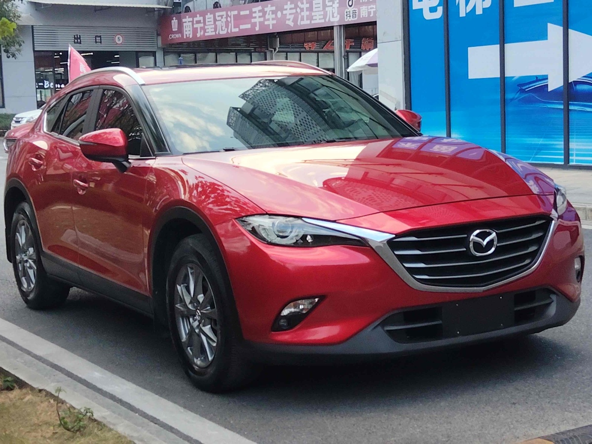 馬自達 CX-4  2018款 2.0L 自動兩驅(qū)藍天品位版圖片