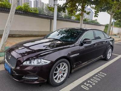 2015年8月 捷豹 XJ XJL 2.0T 兩驅(qū)典雅商務(wù)版圖片