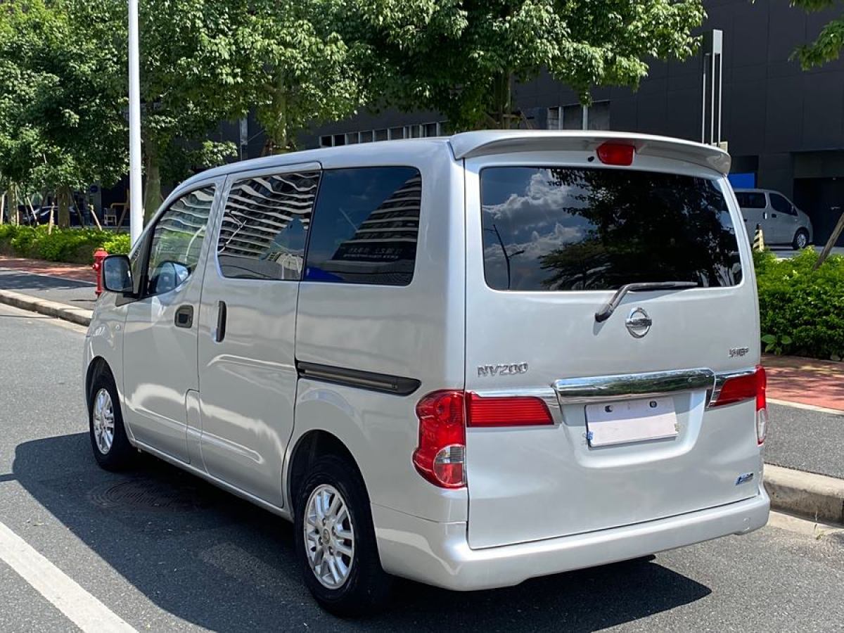 日產(chǎn) NV200  2014款 1.6L CVT豪華型 國(guó)V圖片