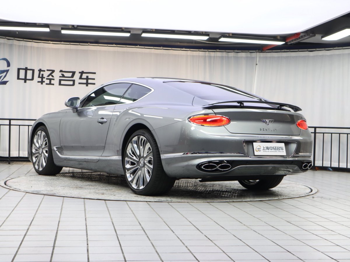 2022年6月賓利 歐陸  2022款 4.0T GT V8 Mulliner