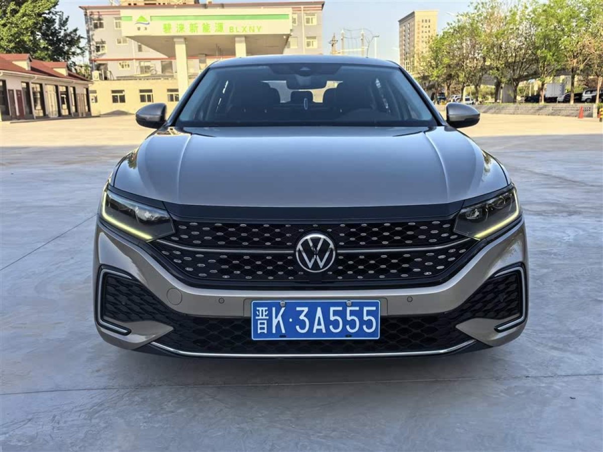 大眾 帕薩特  2022款 330TSI 星空豪華版圖片
