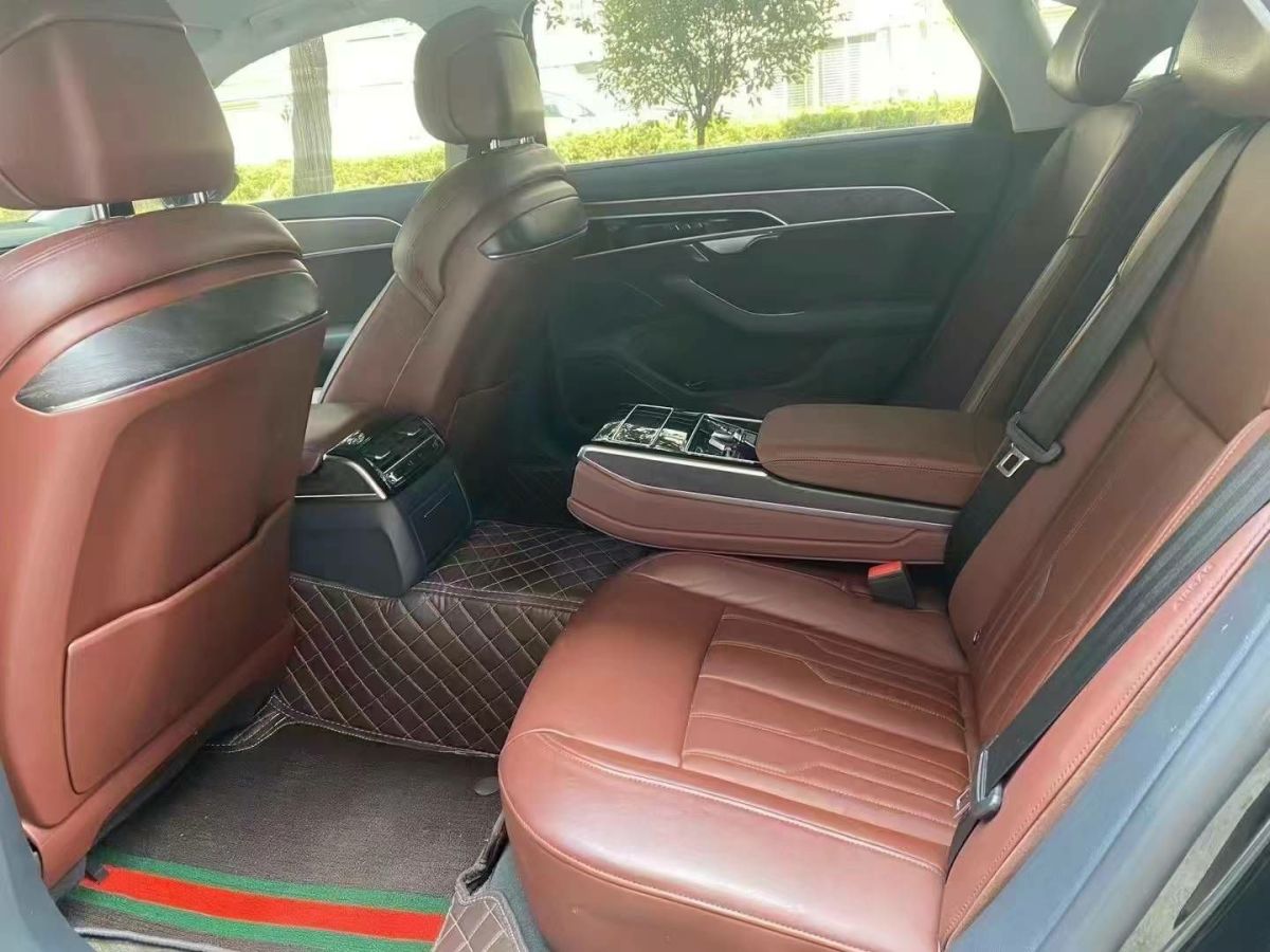 奧迪 奧迪S8  2020款 S8L 4.0TFSI quattro圖片