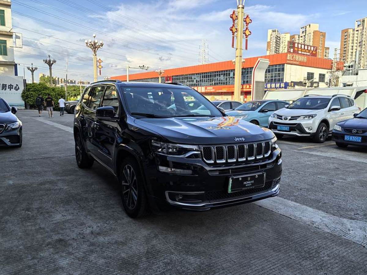 Jeep 大指挥官PHEV  2020款 2.0T 插电混动精英版图片