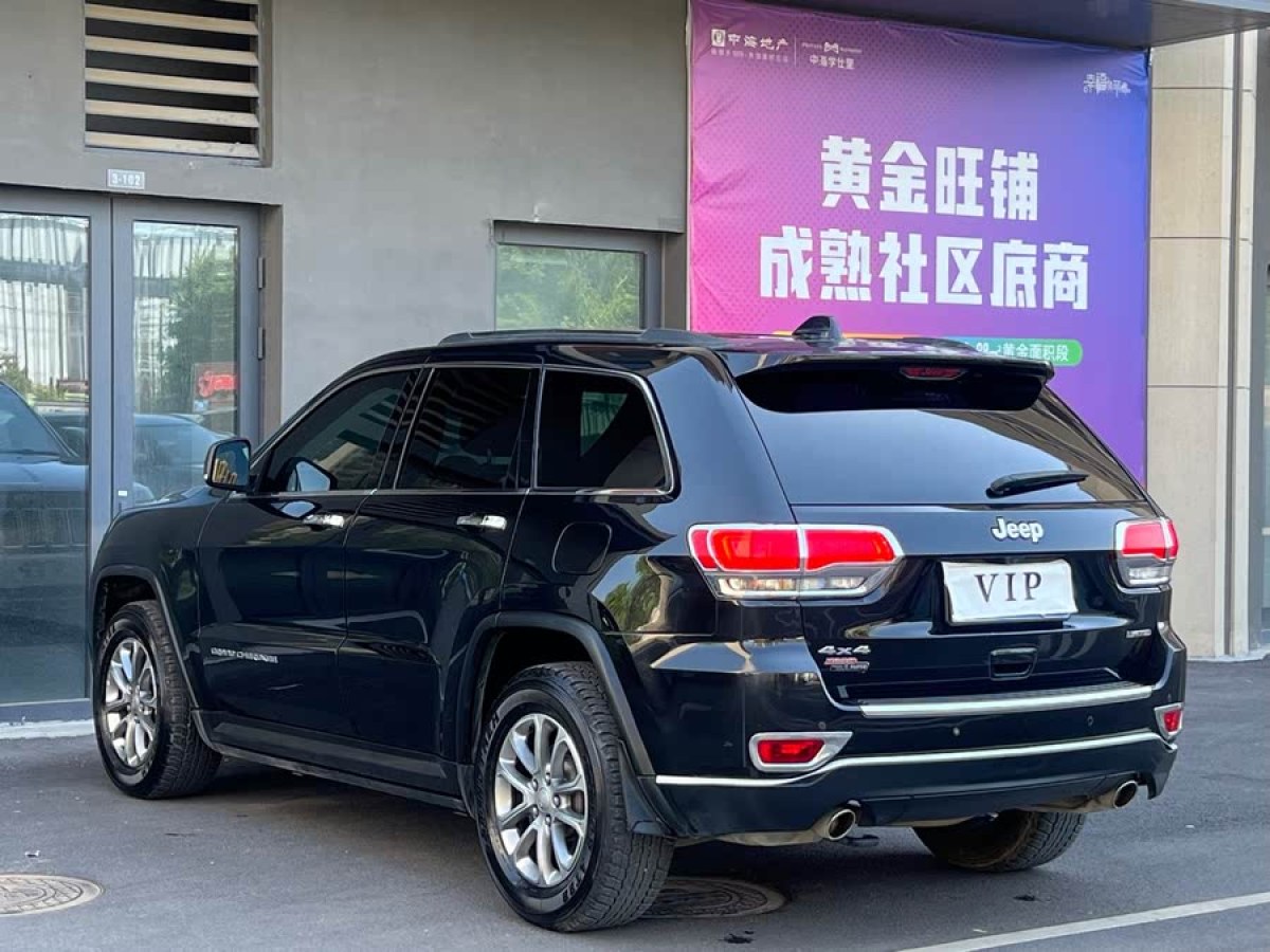 Jeep 大切諾基  2016款 3.0L 精英導航版圖片