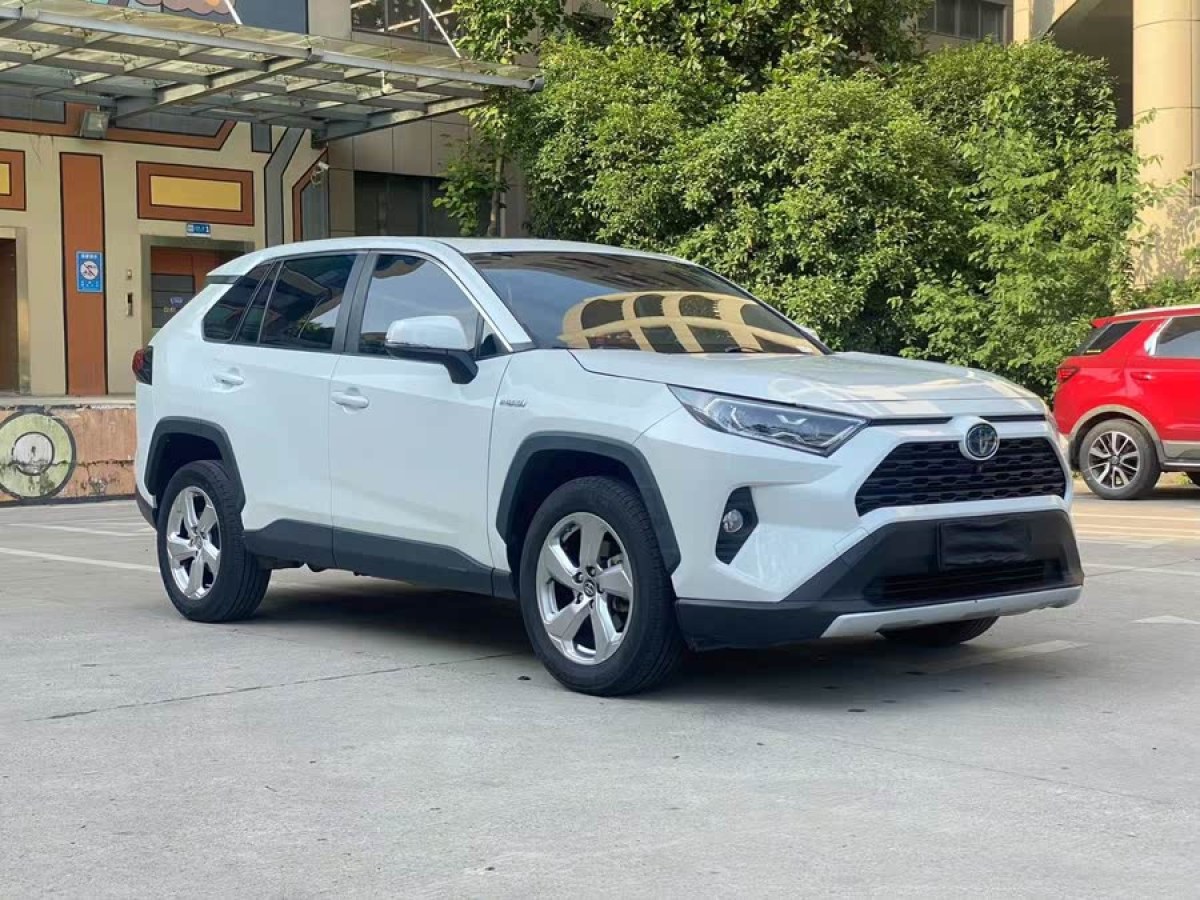 豐田 RAV4榮放  2021款 改款 雙擎 2.5L CVT兩驅(qū)精英版圖片
