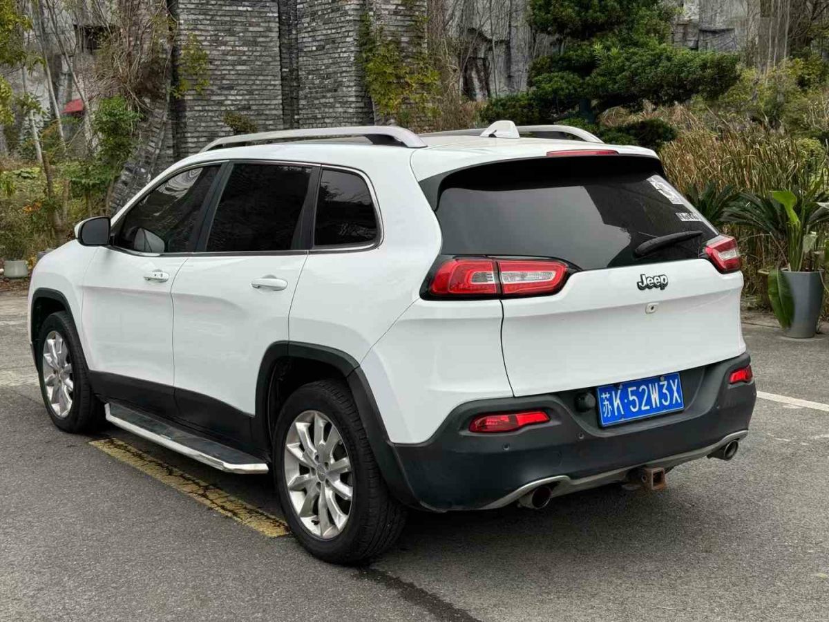 Jeep 自由光  2015款 2.4L 精英版圖片