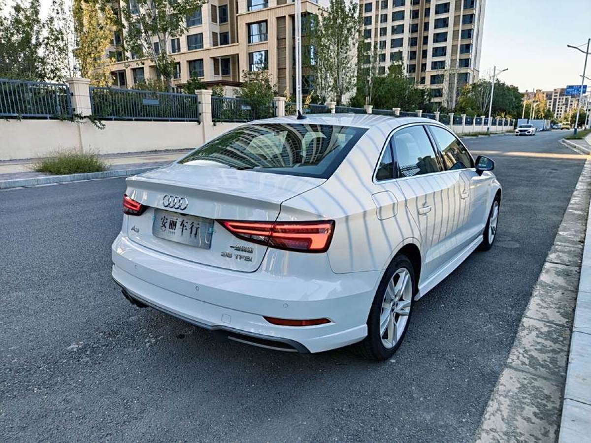 奧迪 奧迪A3  2019款 Limousine 35 TFSI 時(shí)尚型 國VI圖片