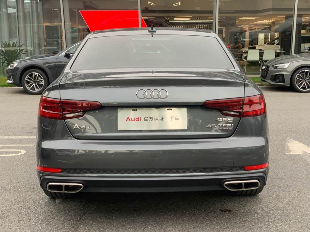 奧迪 奧迪A4L  2019款 40 TFSI 進(jìn)取型 國(guó)VI圖片