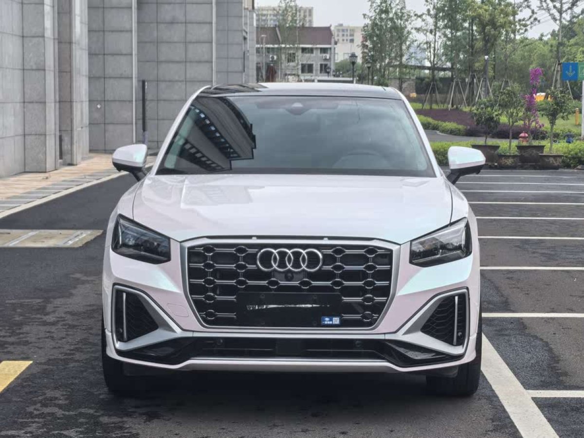 奧迪 奧迪Q2L  2024款 改款 35TFSI 時(shí)尚動(dòng)感型圖片
