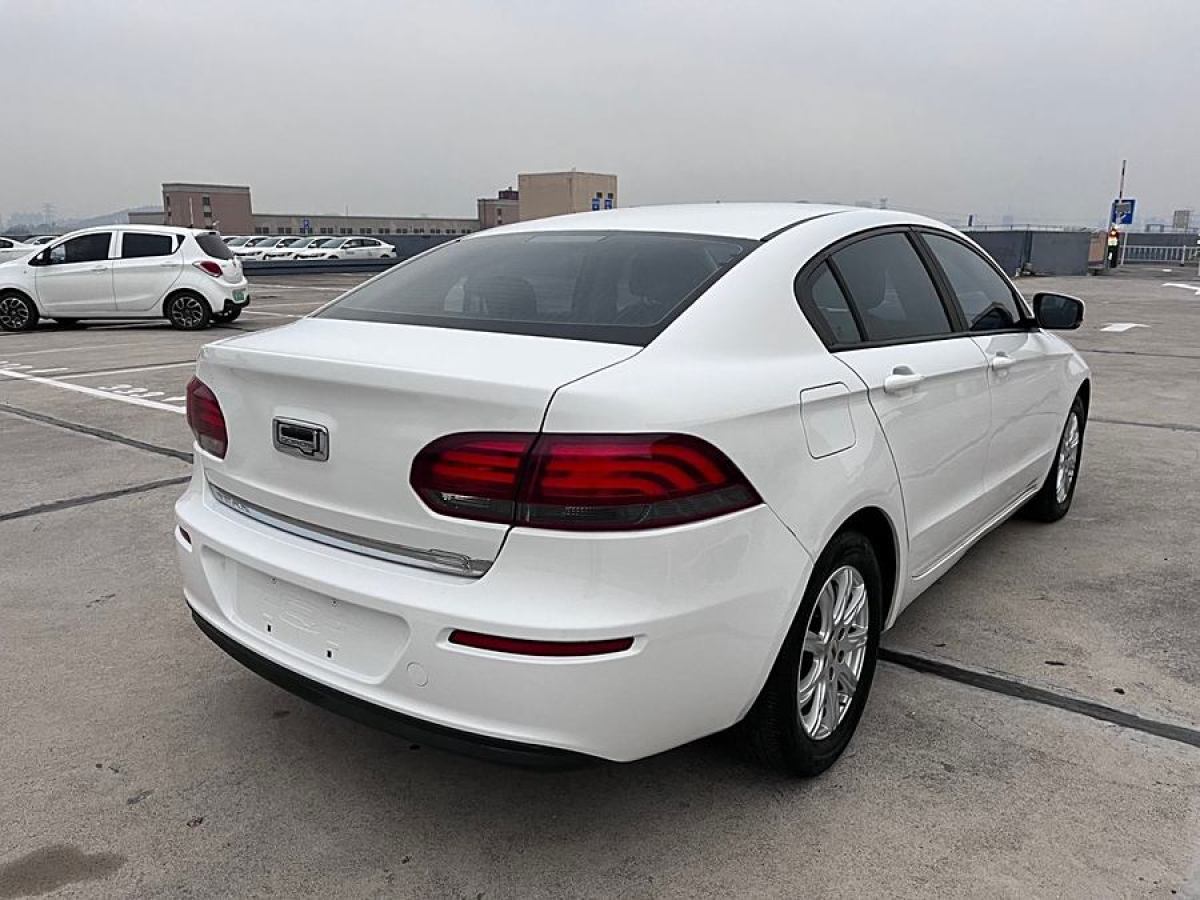 观致 观致3  2018款 三厢 1.6L 自动领先型图片