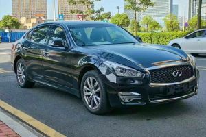 Q70 英菲尼迪 Q70L 2.5L 奢华版