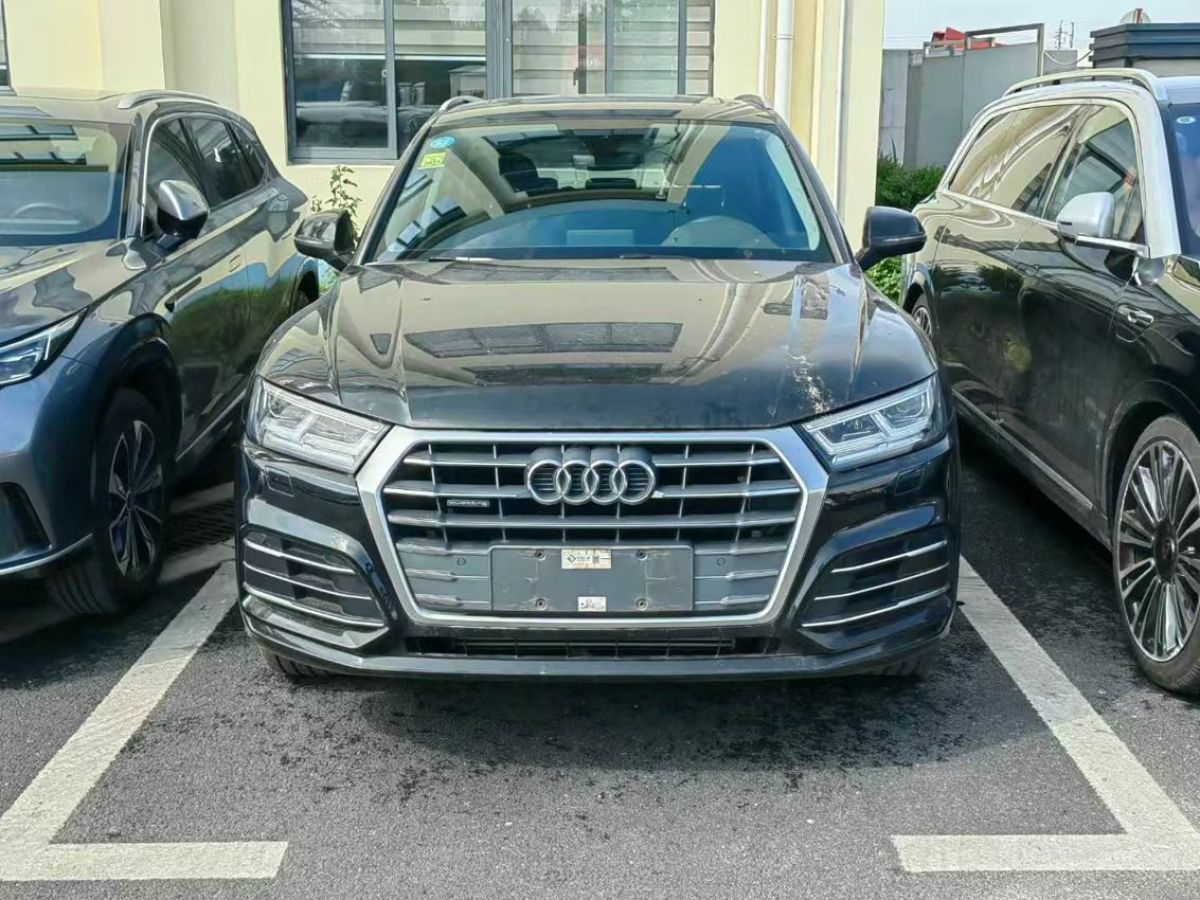 奧迪 奧迪Q3  2019款  35 TFSI 時尚動感型圖片