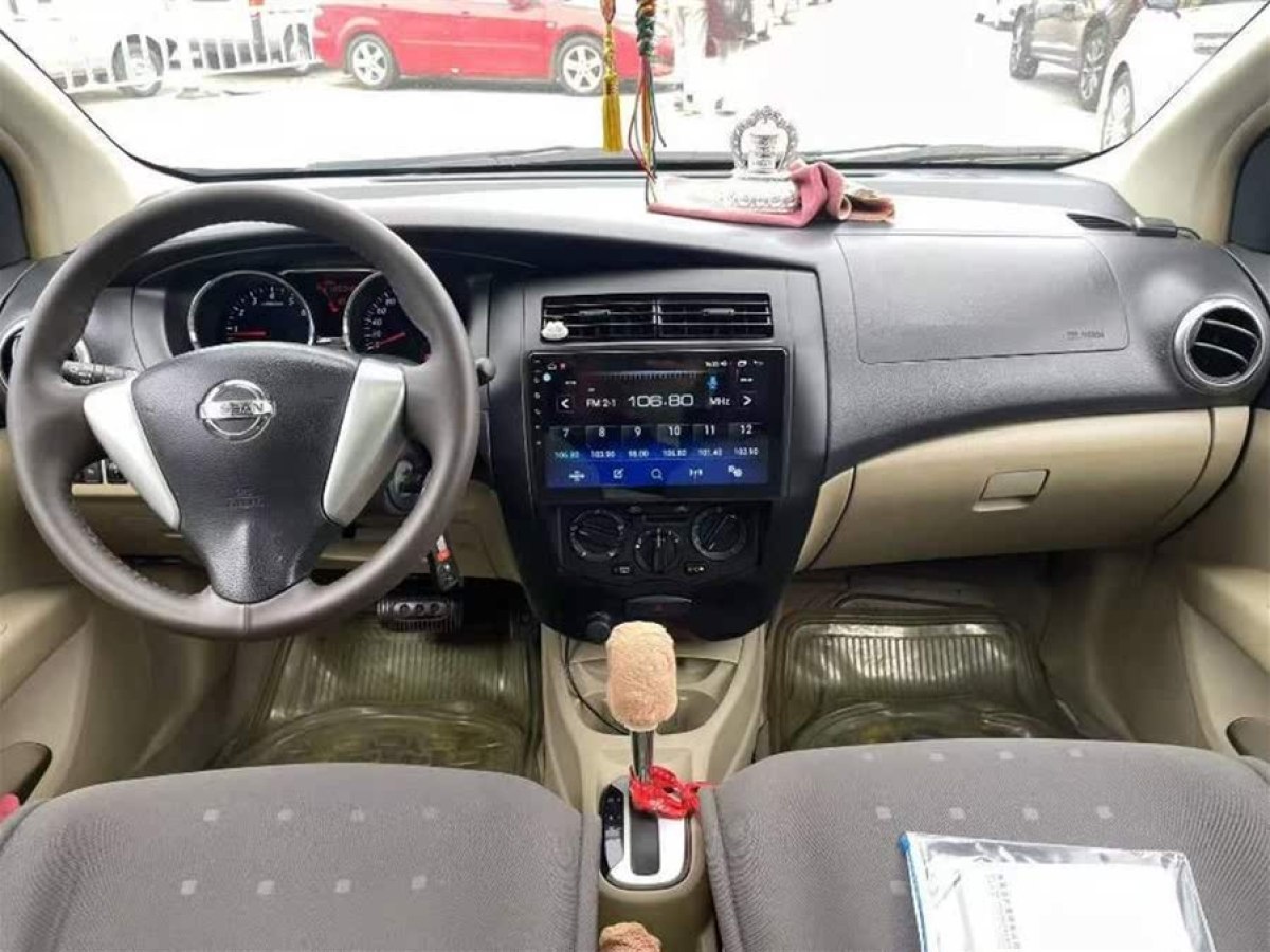 日產(chǎn) 驪威  2013款 1.6XL CVT豪華版圖片