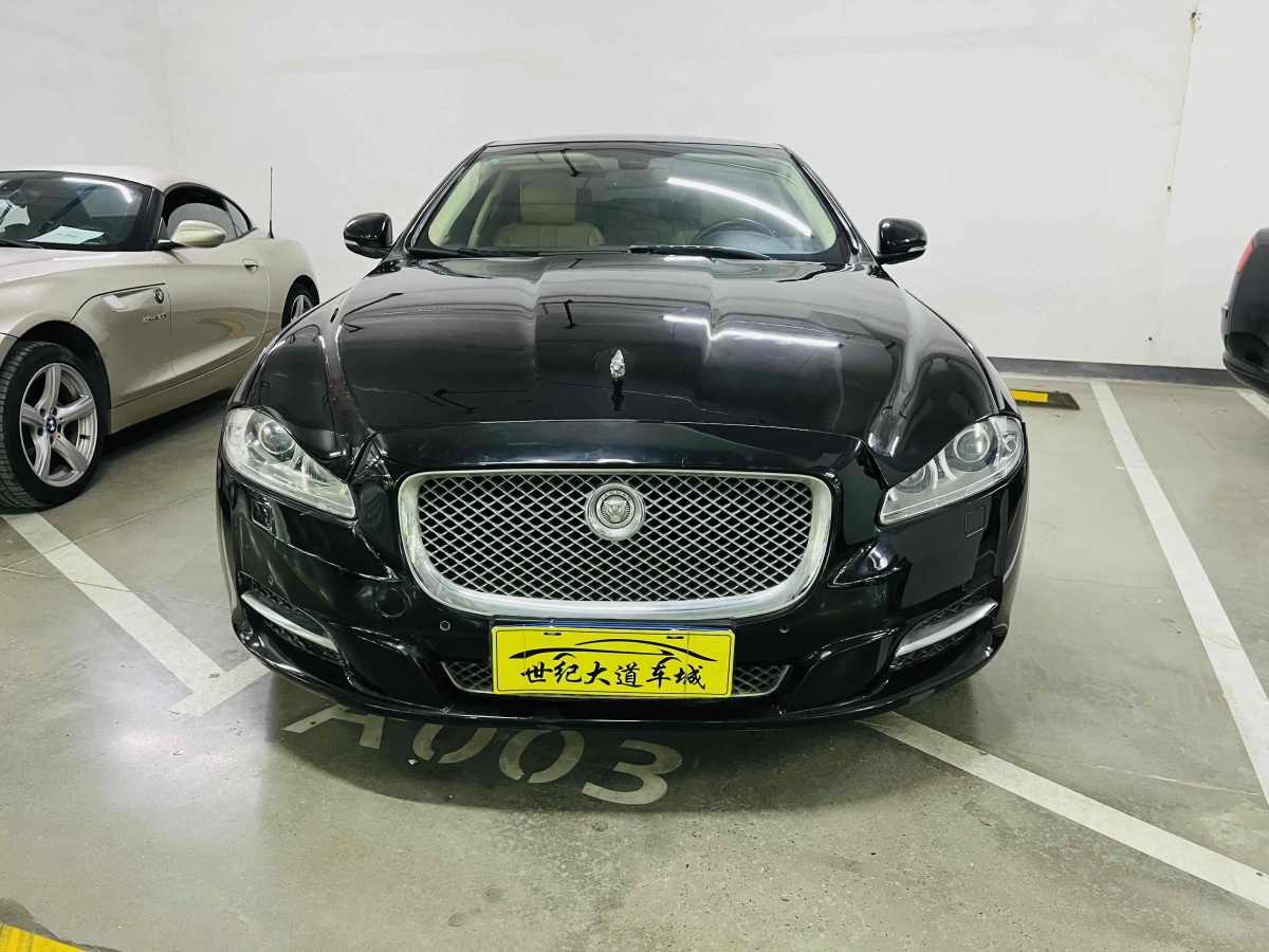 捷豹 XJ  2013款 XJL 3.0 SC 全景商務(wù)版圖片