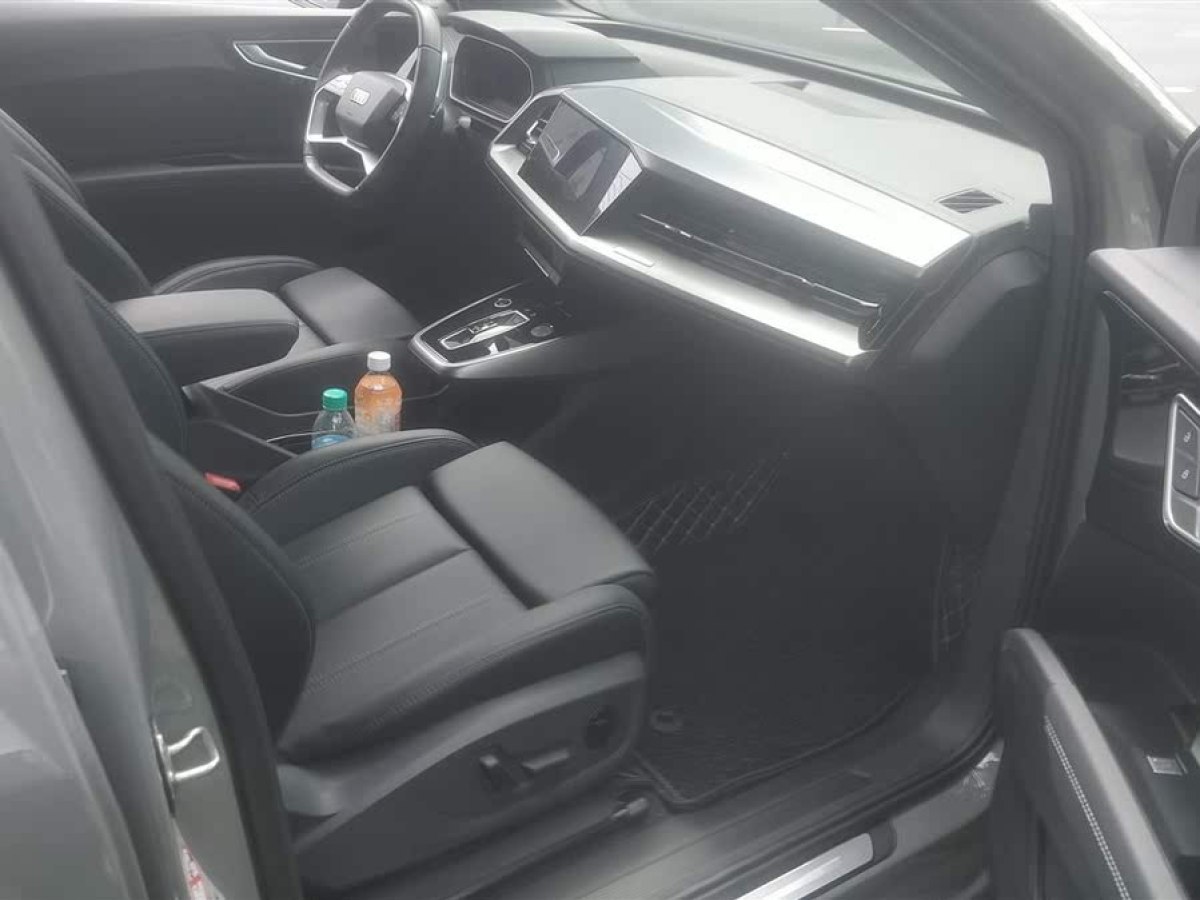 奧迪 奧迪Q4 e-tron  2024款 40 e-tron 創(chuàng)行版圖片