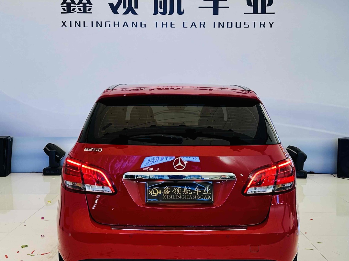 奔驰 奔驰B级  2022款 改款 B 200 动感型图片