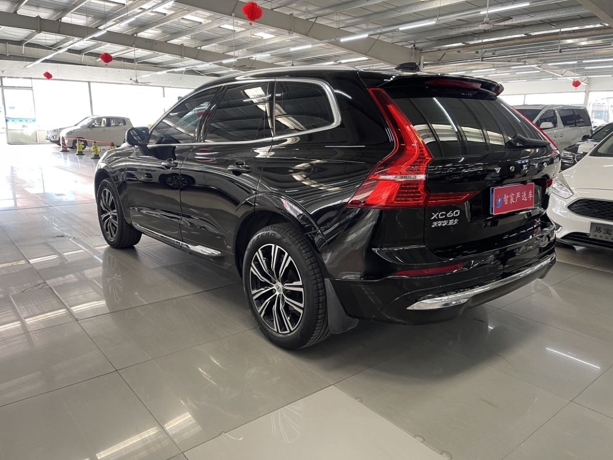 2021年07月沃爾沃 XC60  2022款 B5 四驅(qū)智遠(yuǎn)豪華版