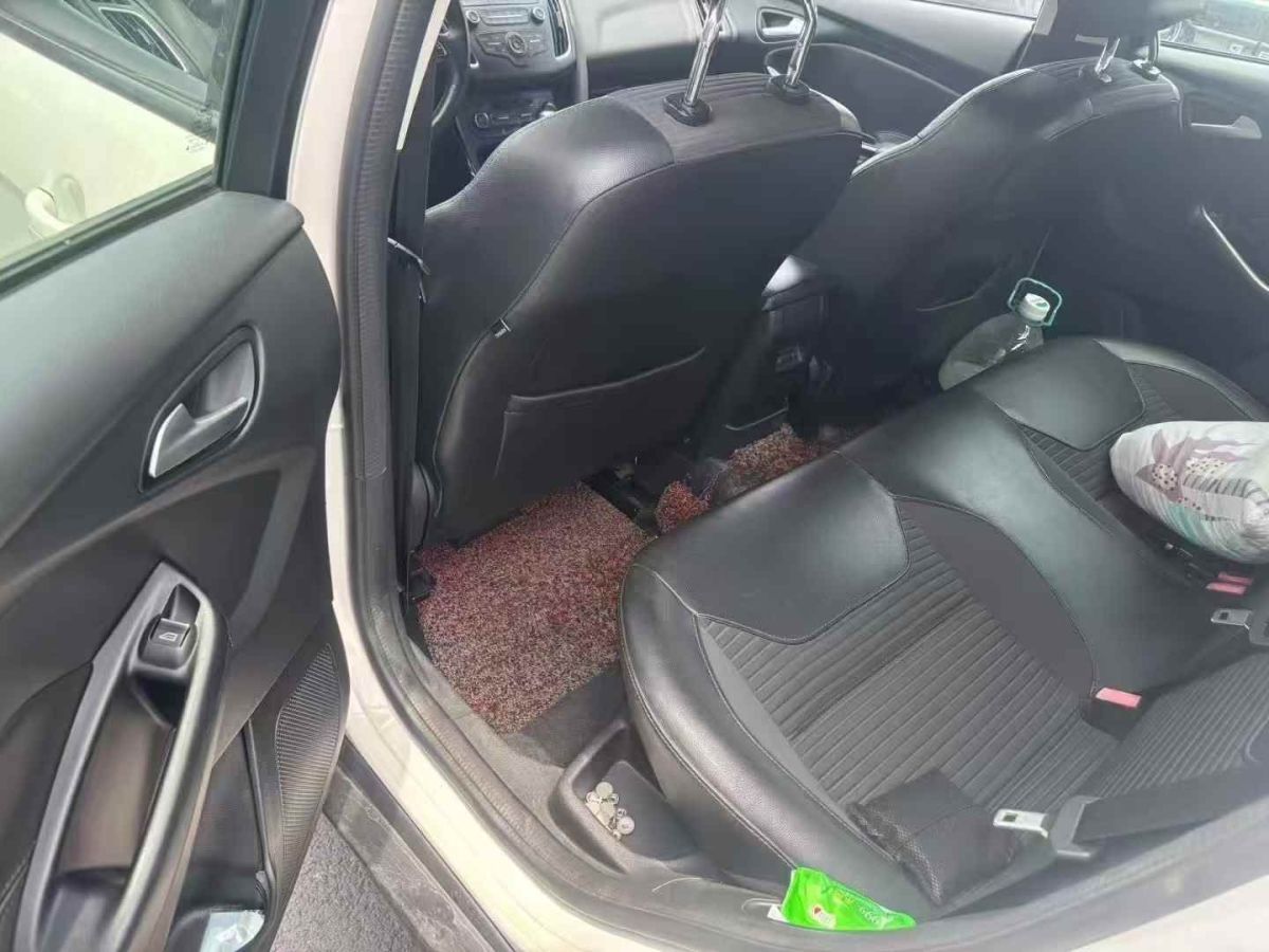 福特 福克斯  2015款 三廂 EcoBoost 180 自動精英型圖片