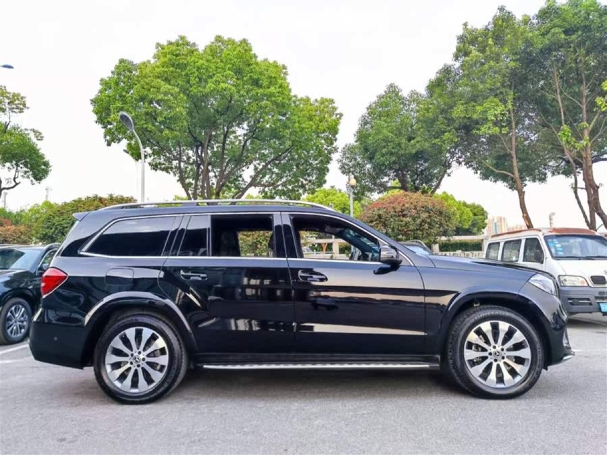 奔馳 奔馳GLS  2017款 GLS 400 4MATIC動感型圖片