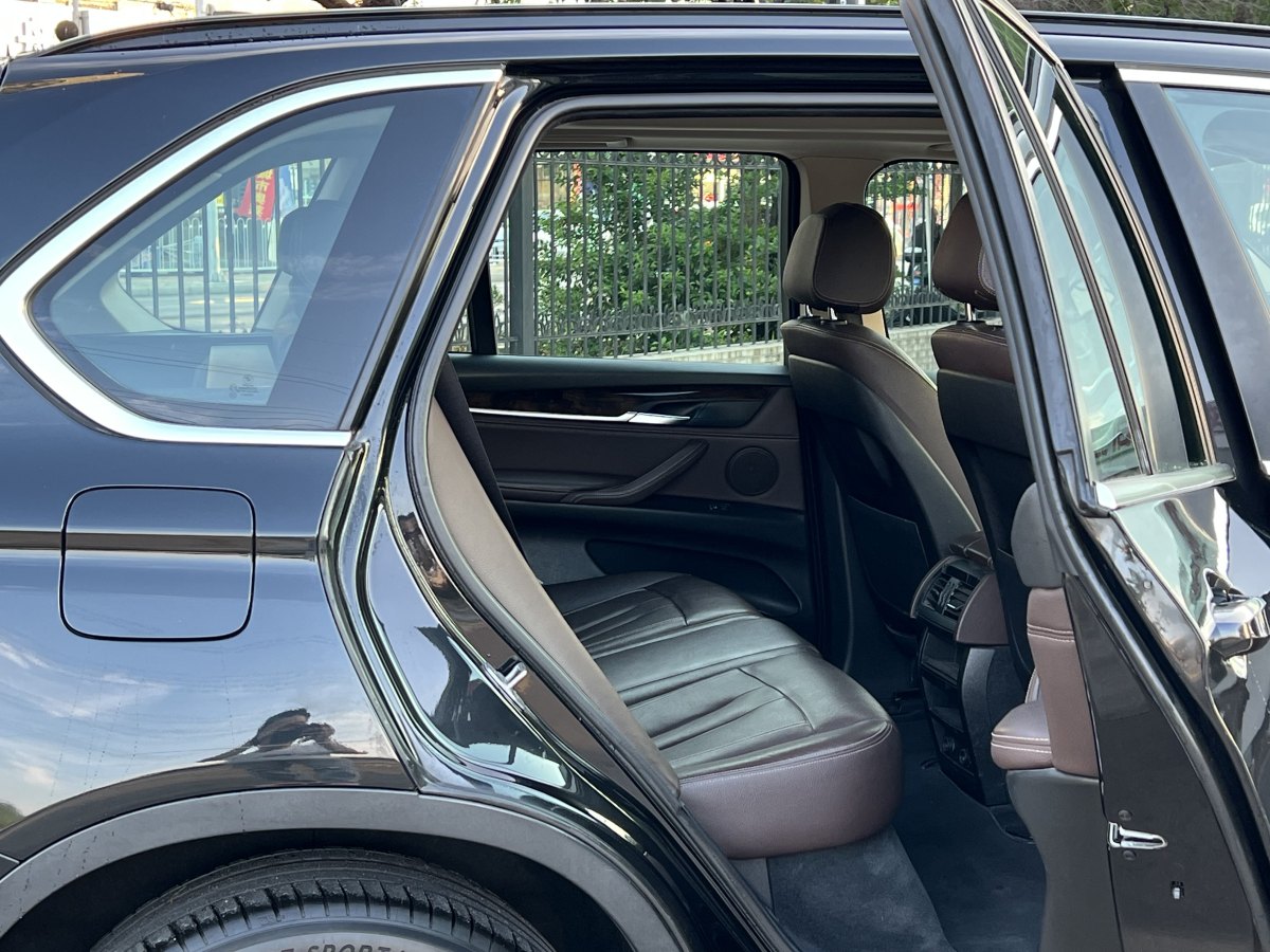 寶馬 寶馬X5  2014款 xDrive35i 典雅型圖片