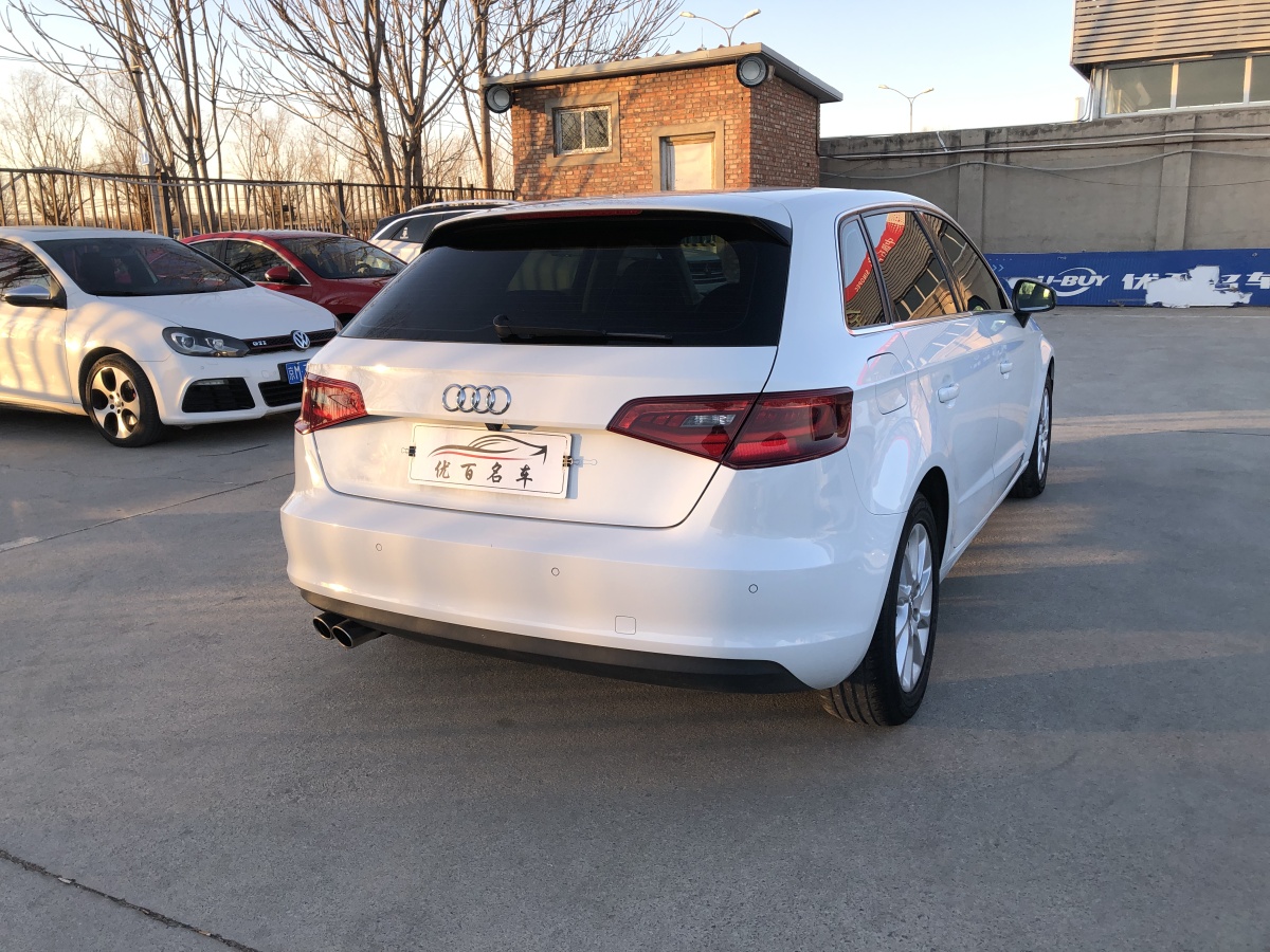 奧迪 奧迪A3  2016款 Sportback 35 TFSI 領(lǐng)英型圖片