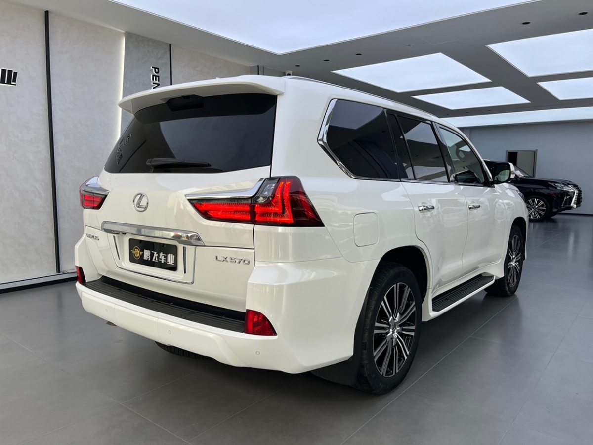 雷克萨斯 LX  2017款 570 尊贵豪华版图片