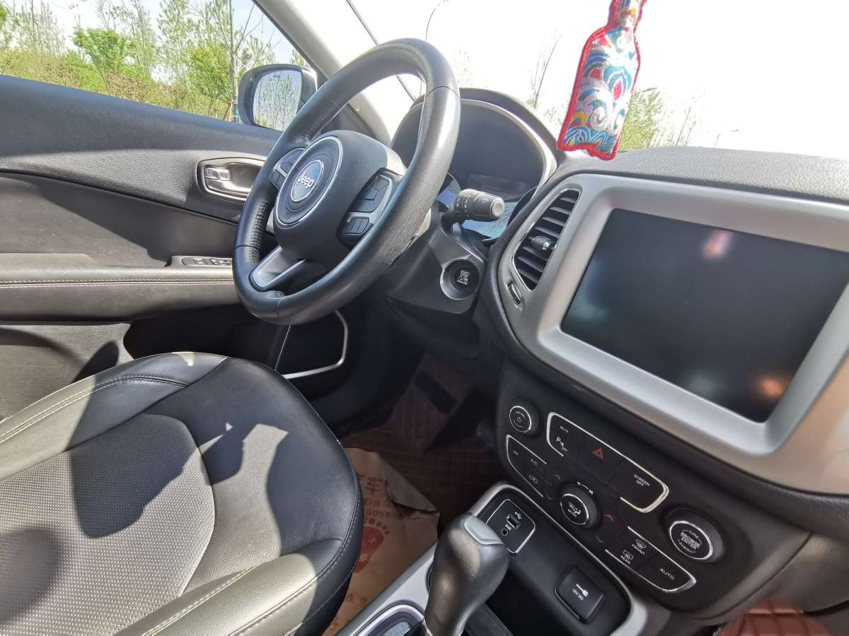 2019年6月Jeep 指南者  2019款 200T 自动舒享-互联大屏版