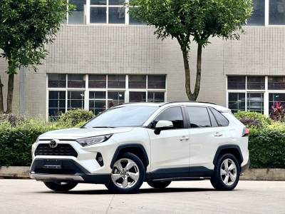 2021年4月 豐田 RAV4榮放 2.0L CVT兩驅(qū)風(fēng)尚版圖片