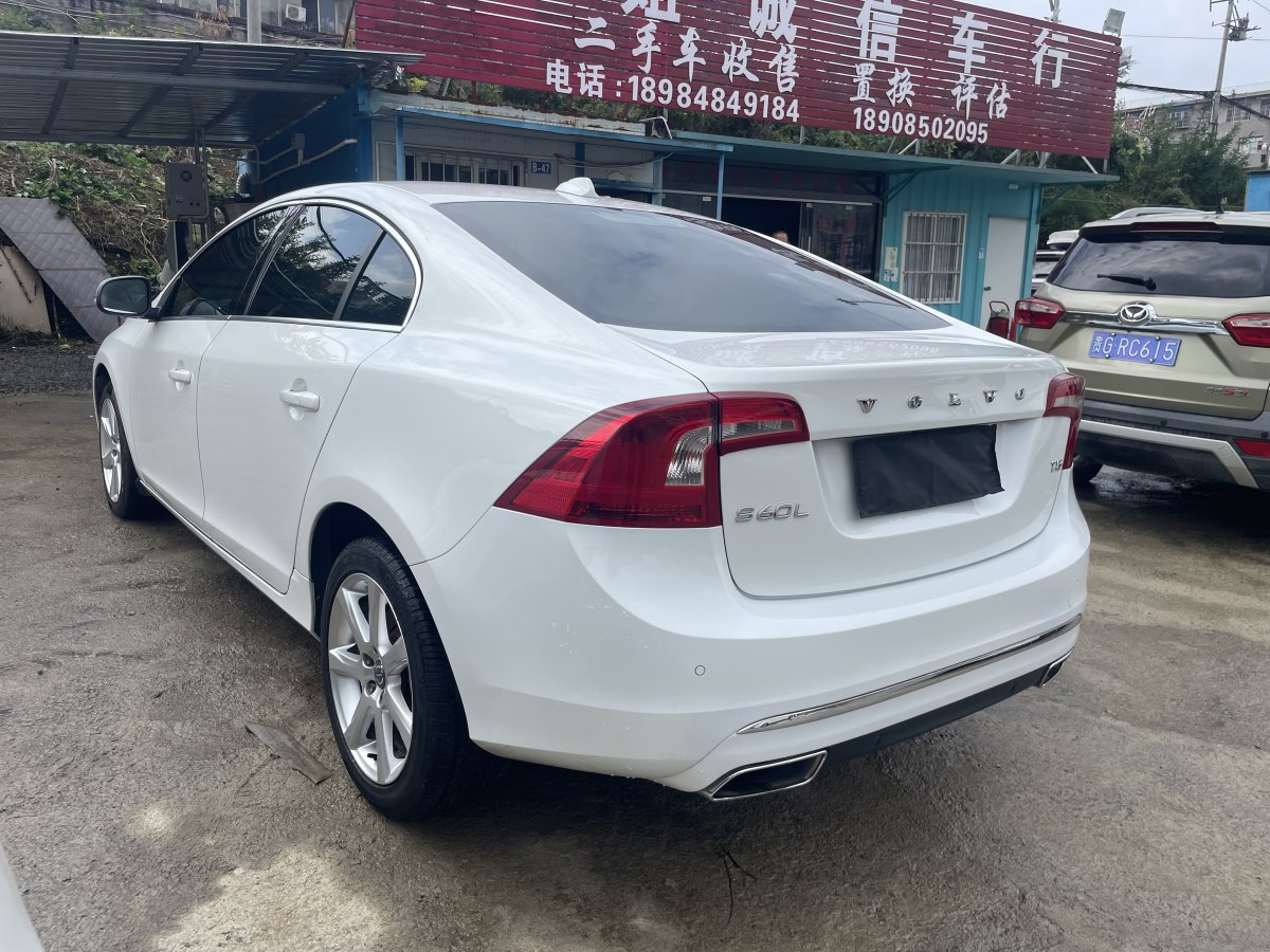 沃爾沃 S60  2016款 S60L 2.0T T5 智馭版圖片