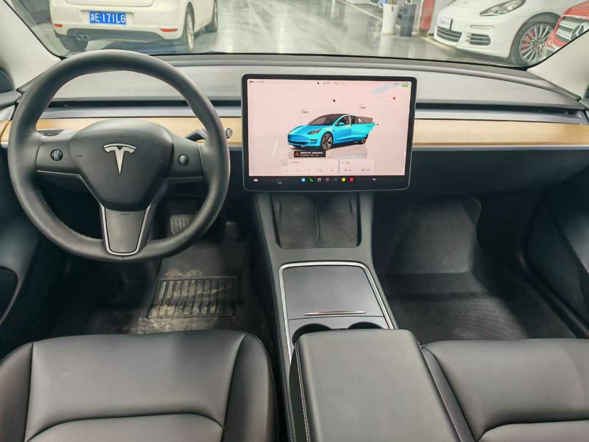 特斯拉 Model S  2023款 三電機全輪驅(qū)動 Plaid版圖片