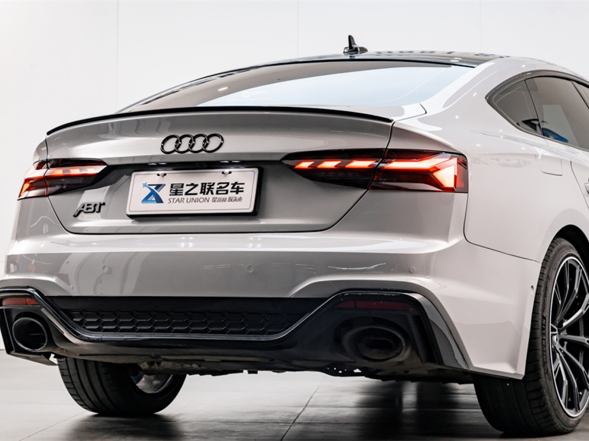 奧迪A5（進(jìn)口）21款 Sportback 45 TFSI quattro 臻選動感型圖片