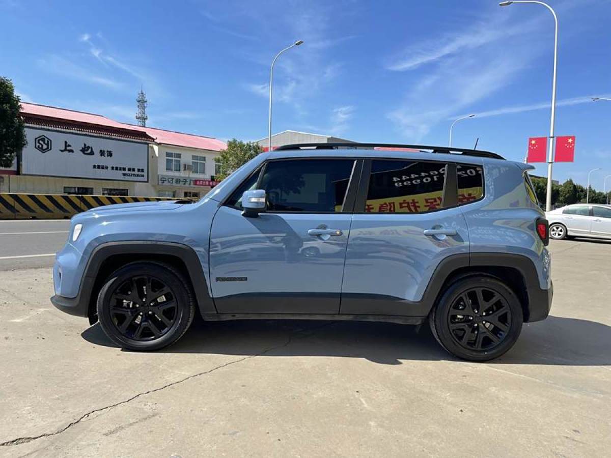 Jeep 自由俠  2019款 220T 自動(dòng)夜鷹版圖片