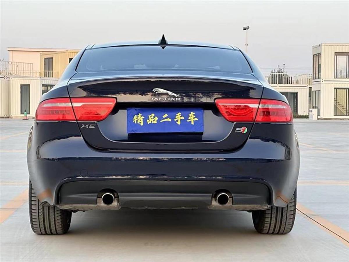 捷豹 XE  2018款 2.0T 200PS 兩驅(qū)R-Sport運(yùn)動(dòng)版圖片