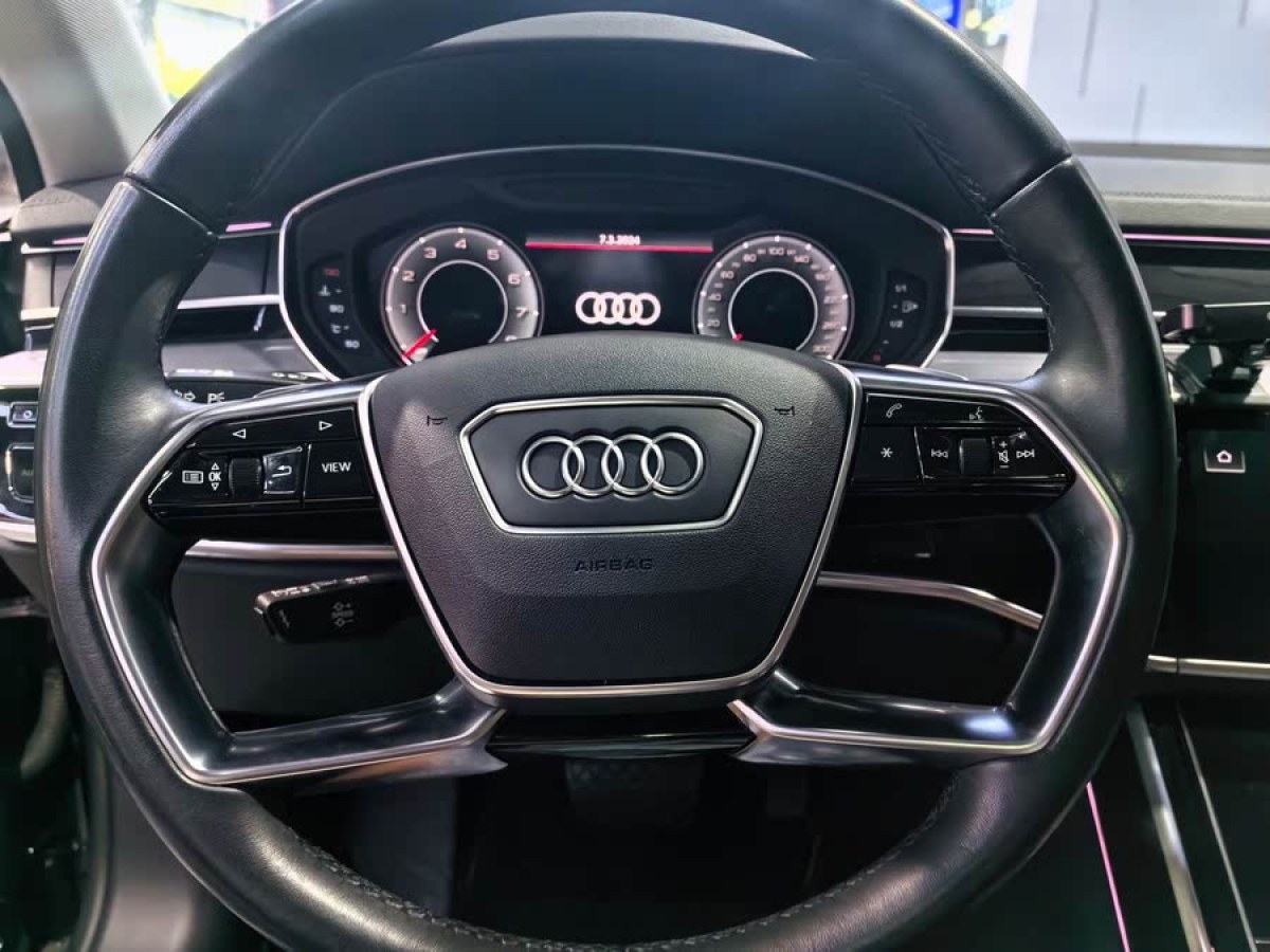 奧迪 奧迪A8  2022款 A8L 50 TFSI quattro 舒適型典藏版圖片