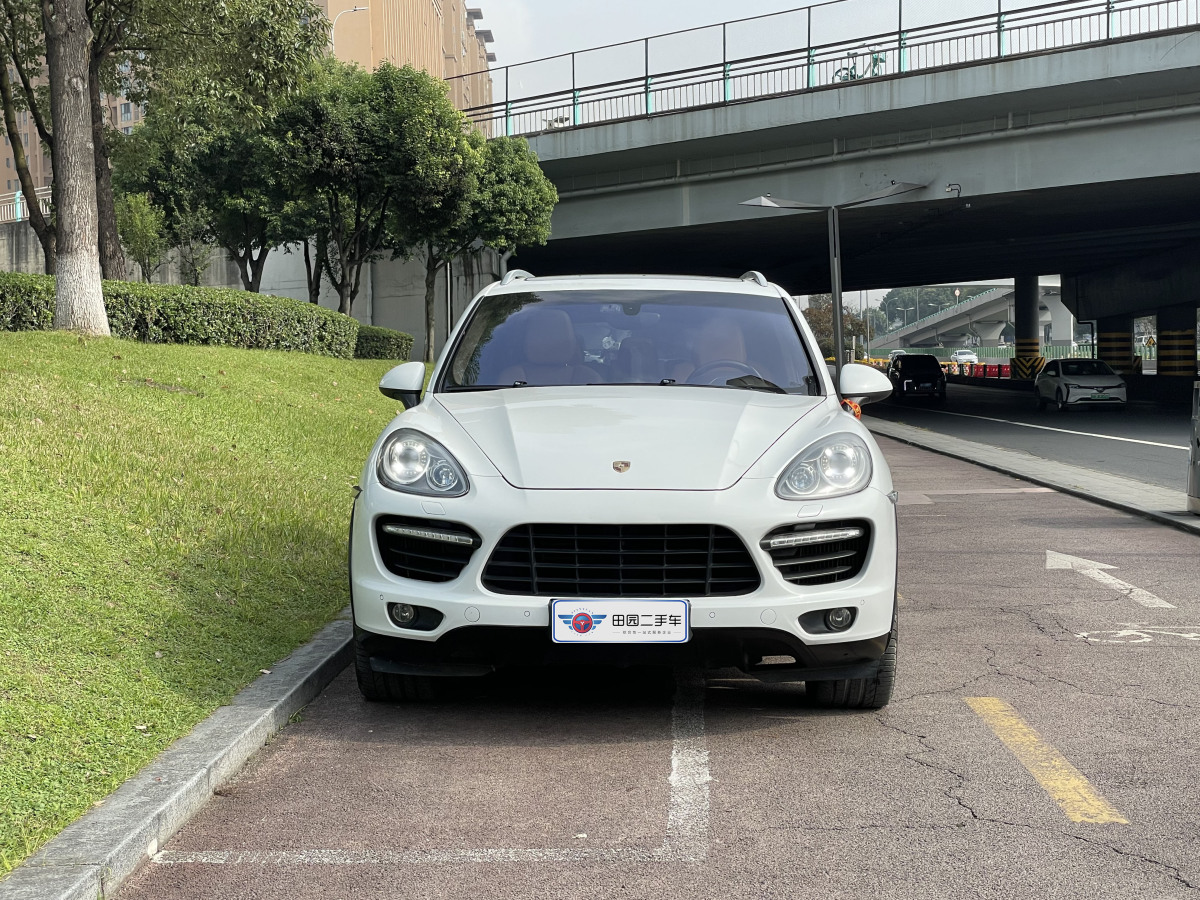 保時(shí)捷 Cayenne  2011款 Cayenne Turbo 4.8T圖片