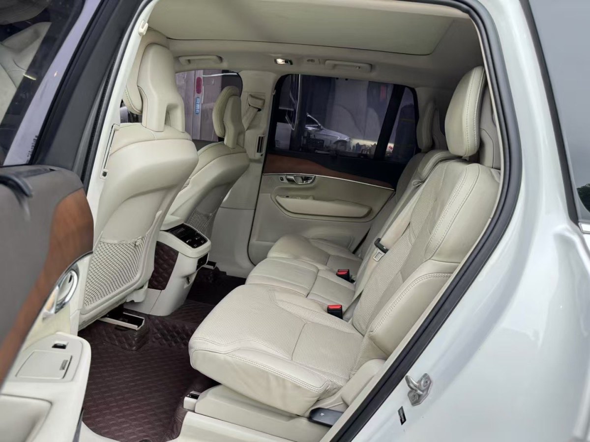 沃爾沃 XC90  2015款 T6 智雅版 7座圖片