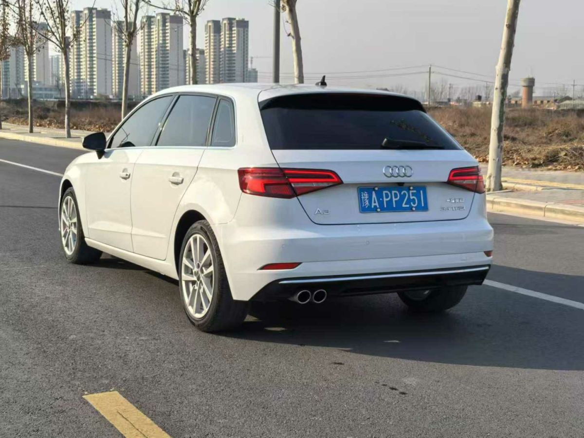 奧迪 奧迪A3  2021款 A3L Limousine 35 TFSI 時(shí)尚致雅型圖片