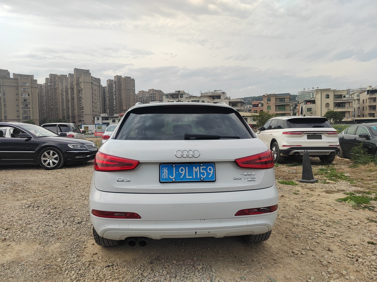 奧迪 奧迪Q3  2015款 35 TFSI quattro 技術(shù)型圖片