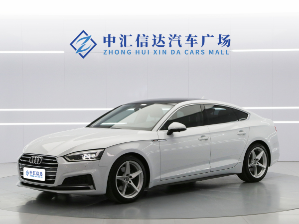 奥迪 奥迪A5  2019款 Sportback 40 TFSI 时尚型