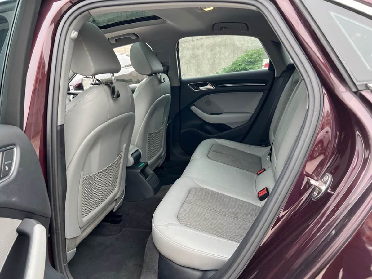 奧迪 奧迪A3  2018款 30周年年型 Limousine 35 TFSI 時(shí)尚型圖片