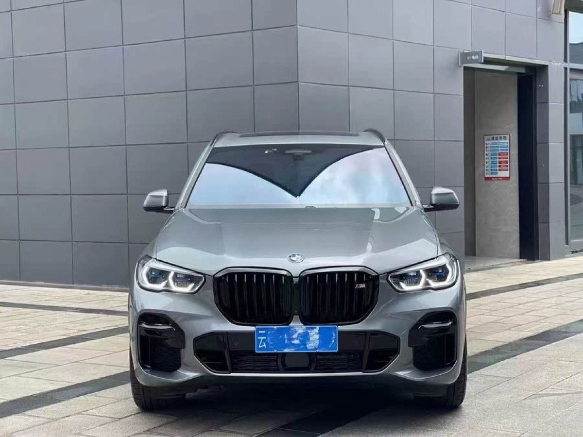寶馬 寶馬X5  2022款 改款 xDrive 40Li 尊享型M運動套裝圖片