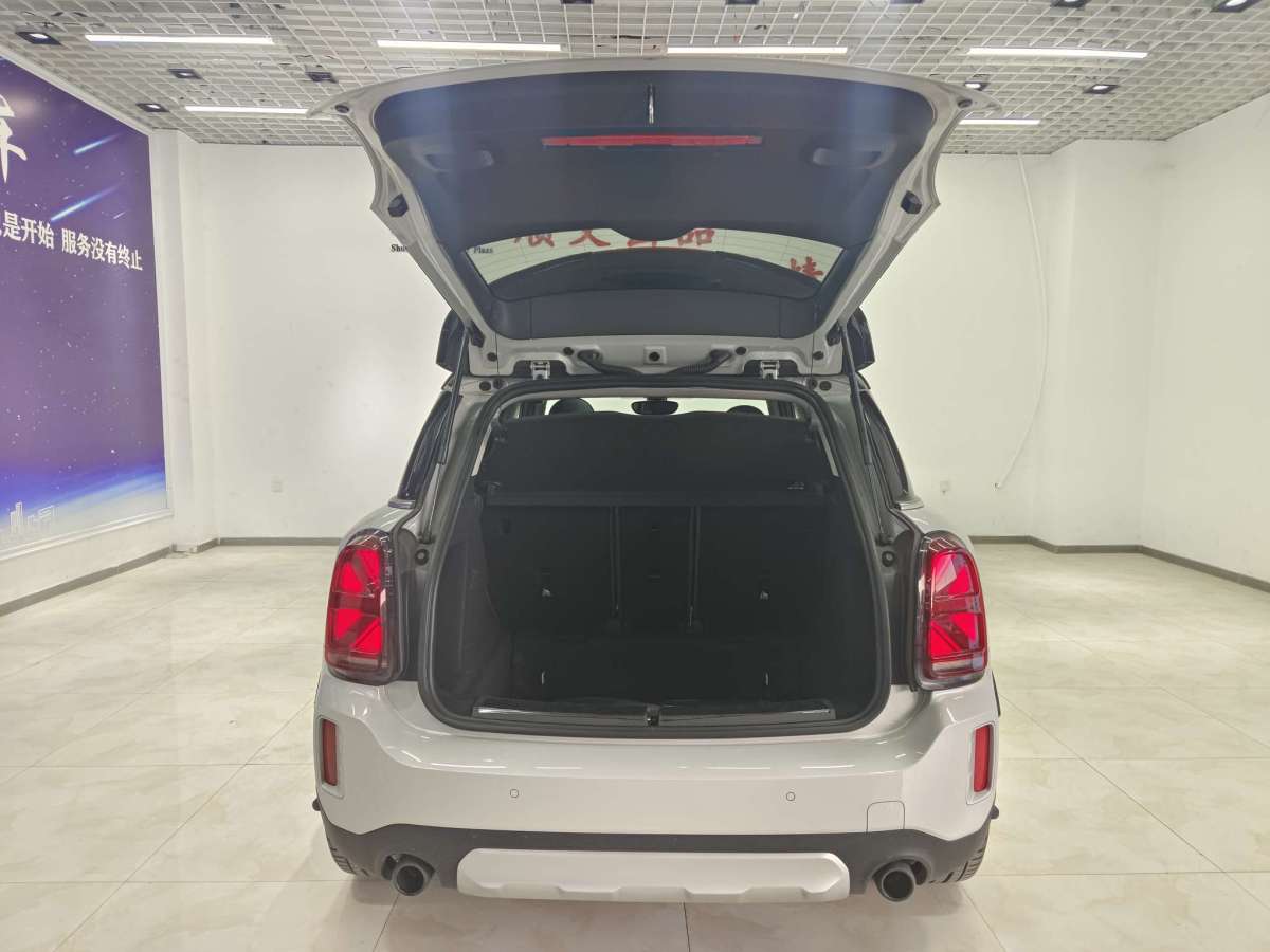 MINI COUNTRYMAN  2023款 改款 2.0T COOPER S ALL4 鑒賞家圖片