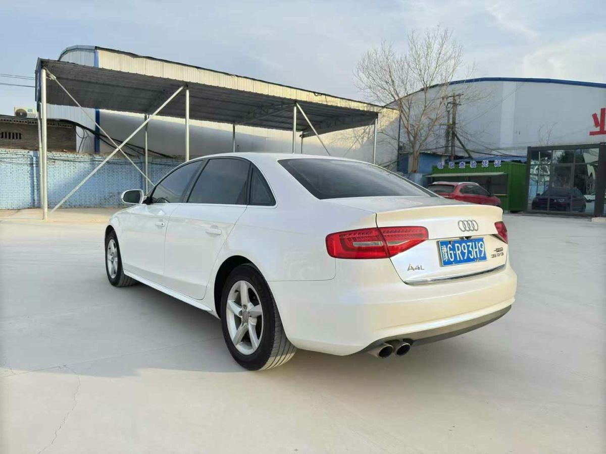 奧迪 奧迪A4L  2015款 A4L 1.8TFSI 30TFSI 舒適型圖片