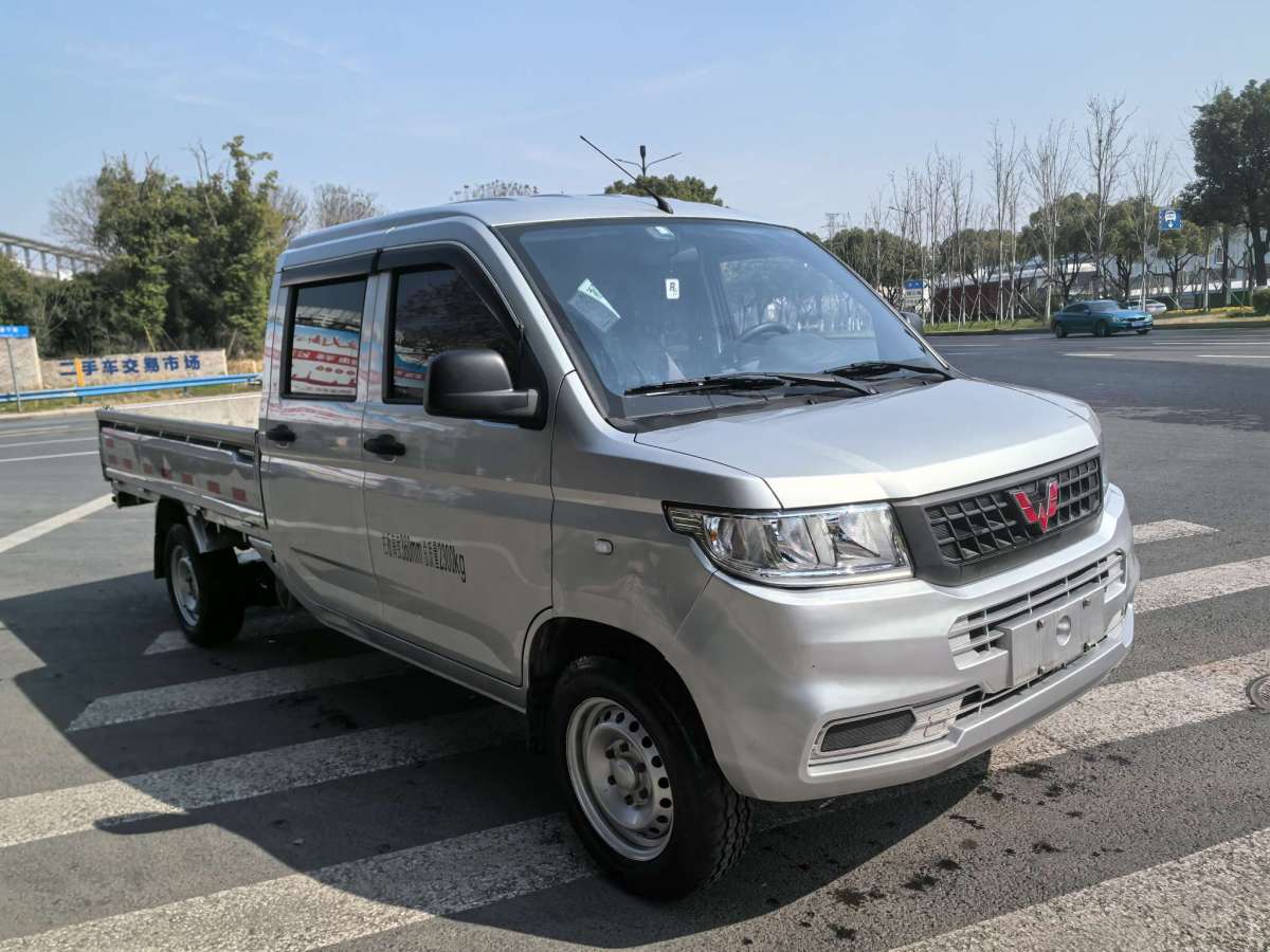 五菱 五菱榮光新卡  2023款 1.5L雙排加長(zhǎng)版基本型LAR圖片