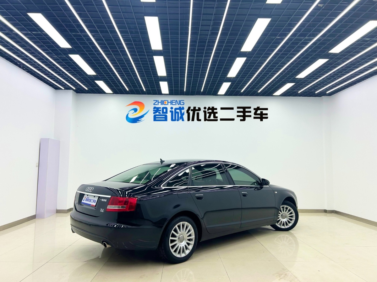 奧迪 奧迪A6L  2006款 3.2 FSI quattro 領(lǐng)先尊享型圖片