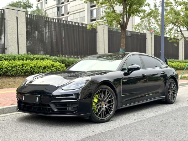 保时捷 Panamera新能源  2023款 改款 Panamera 4 E-Hybrid 行政加长铂金版 2.9T