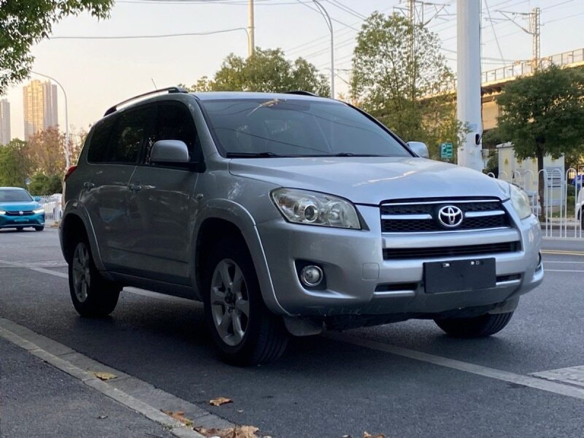 豐田 RAV4榮放  2009款 2.4L 手動豪華導航版圖片